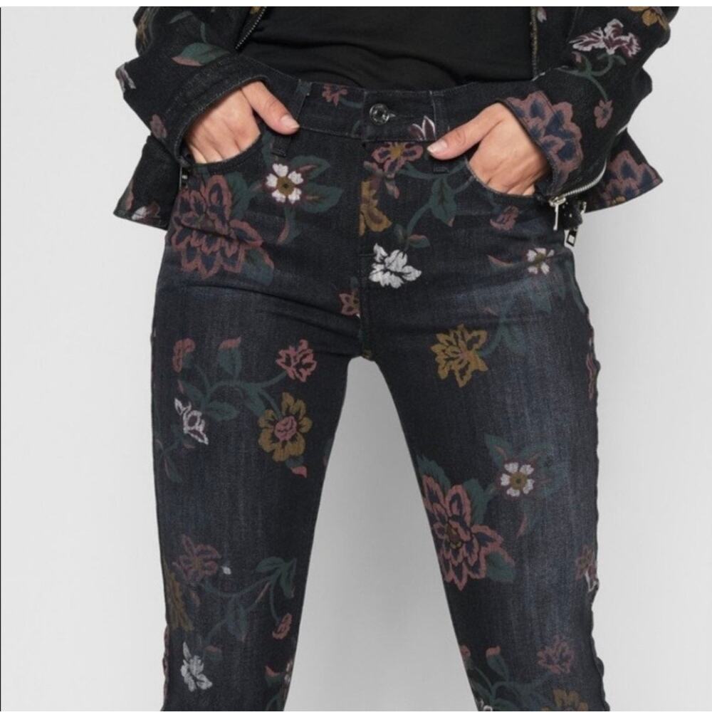 7 for all Mankind Roxanne Ankle Black Floral Raw Hem Jeans size